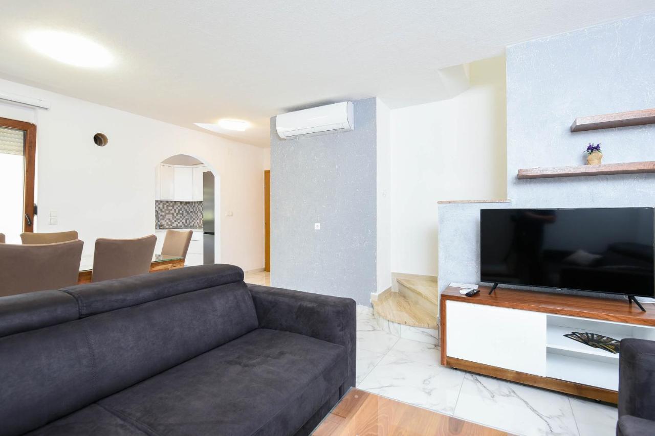 Lidija Apartmani 奥瑞比克 外观 照片