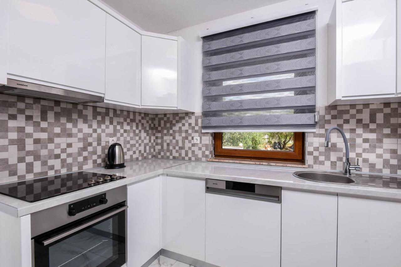 Lidija Apartmani 奥瑞比克 外观 照片